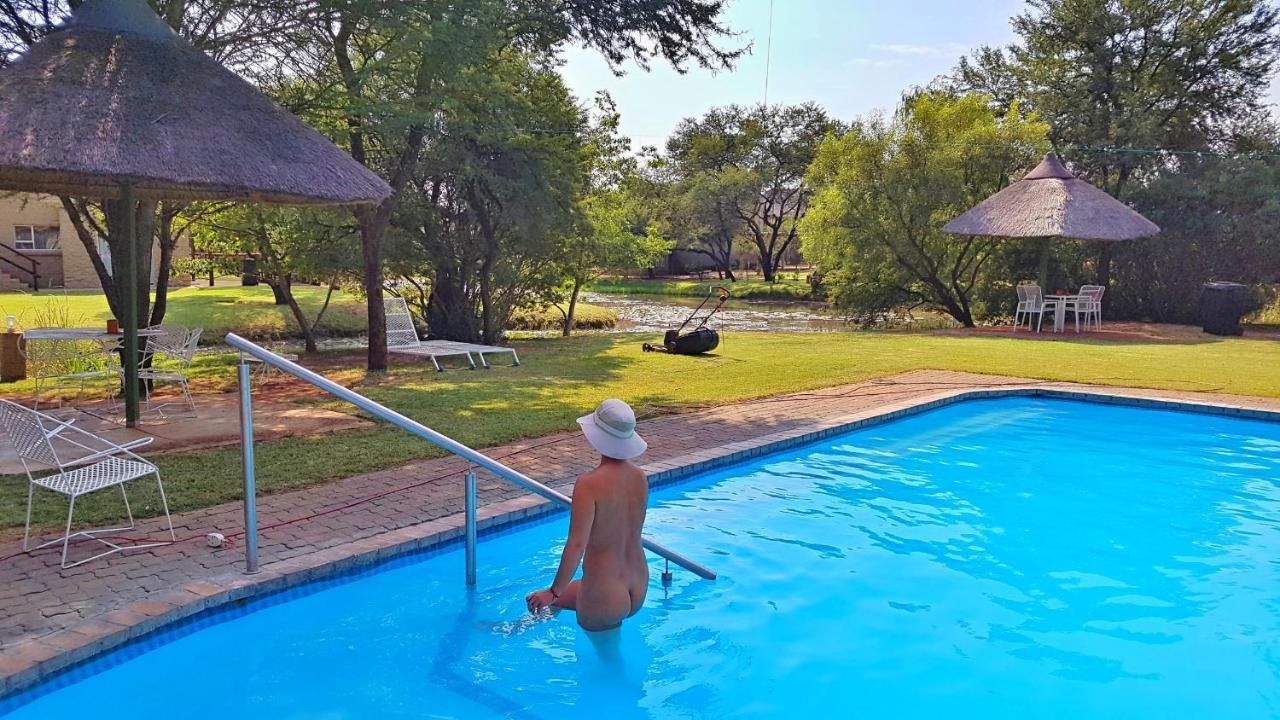 פרטוריה Suzie'S Loft - Nude - Suneden Family Naturist Resort מראה חיצוני תמונה